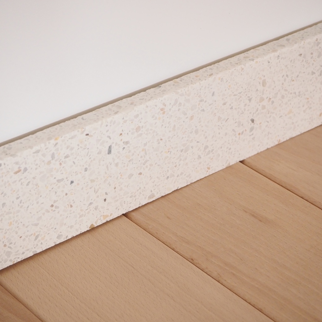 Plinth in terrazzo 'Vetisol Cristo'