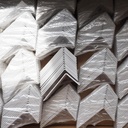 Angle bracket in white lacquered steel by Domax (8 x 4 cm)