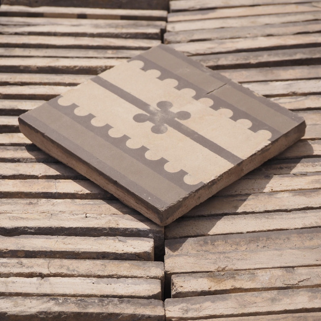 Ceramic tile by 'Boch Freres Maubeuge' - Only available in our physical shop