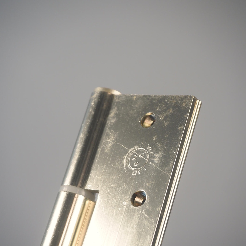 Door hinge 'Champagne' by HGD Belgium