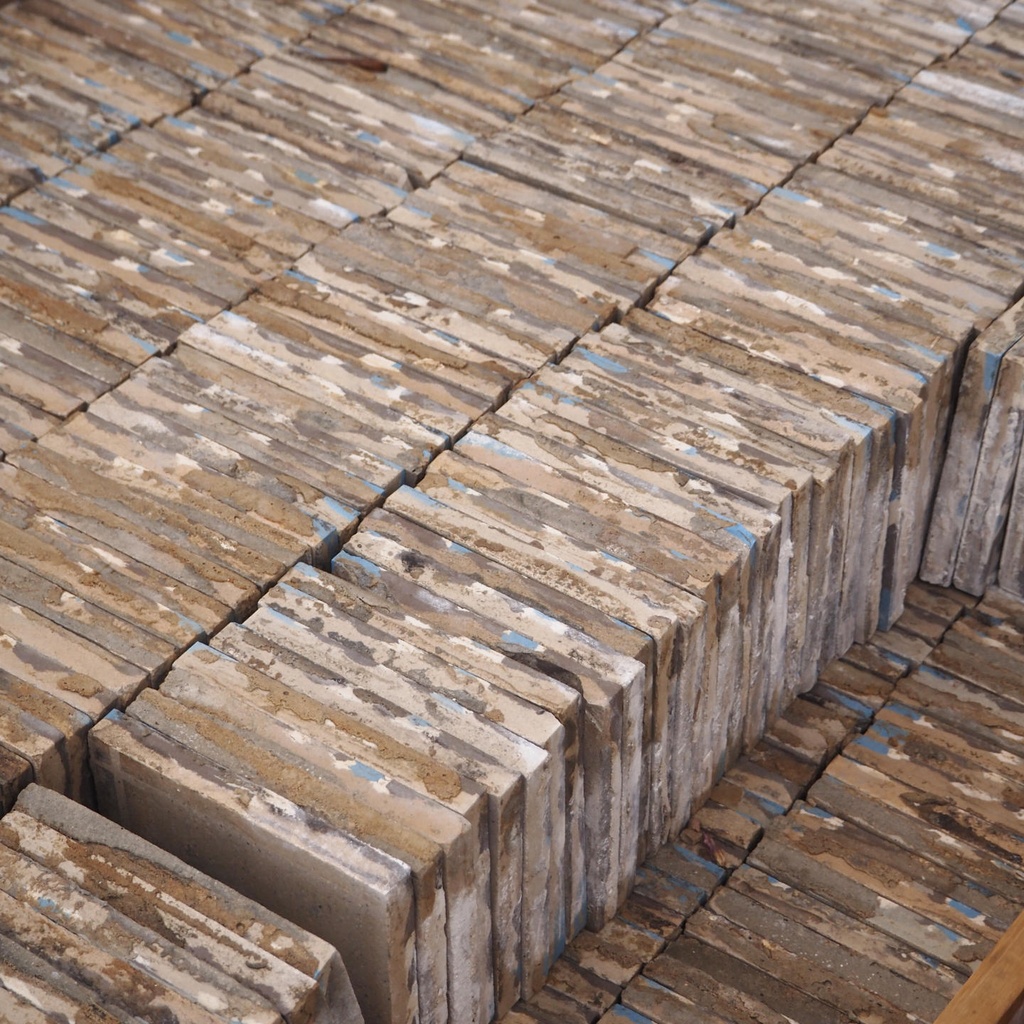 Ceramic tiles by S&D (14 x 14 cm)