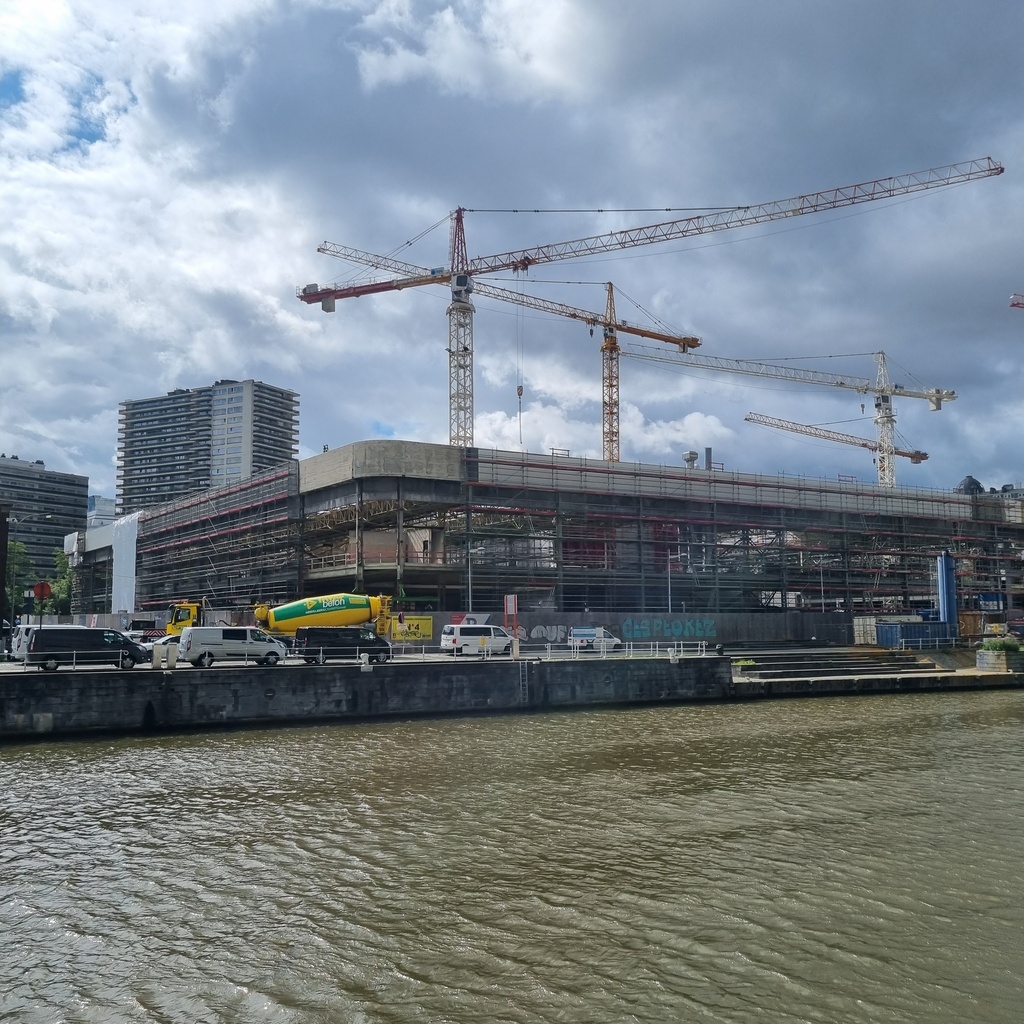 Blue limestone slabs from KANAL-Centre Pompidou - Only available in our physical shop