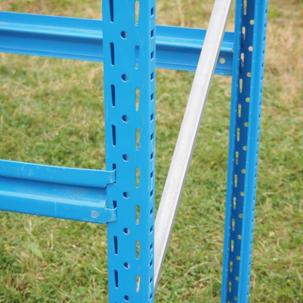 Rack in blue epoxy coated steel by Stow (260 x 211 cm)