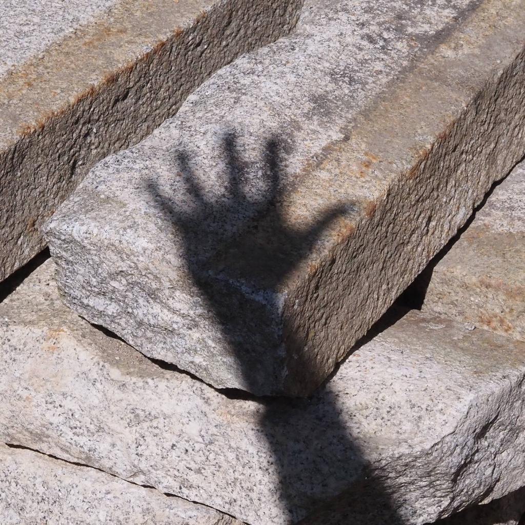 Granite curbstones - Only available in our physical shop