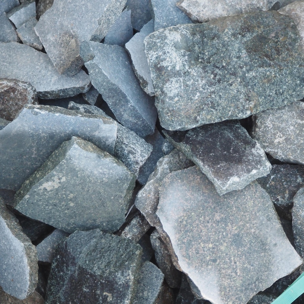 Reclaimed cobble tops - Only in our physical shop