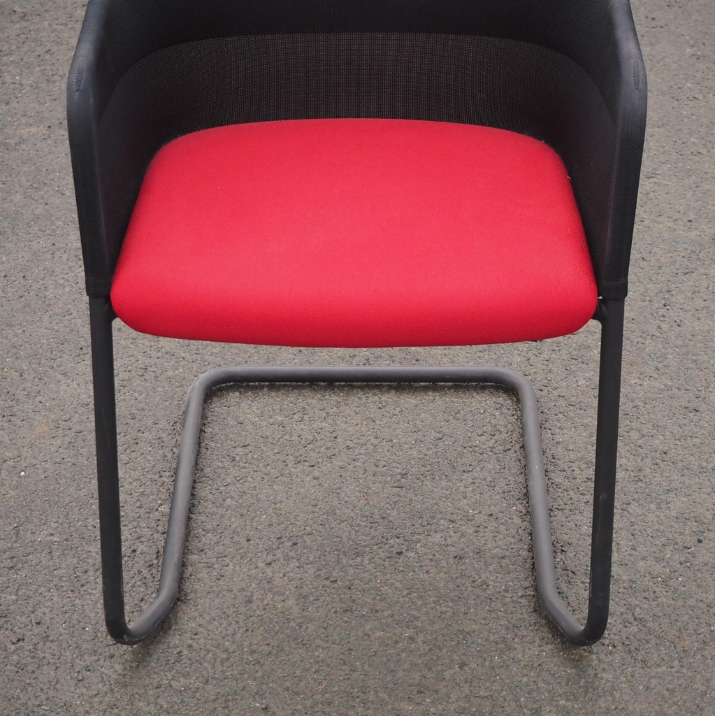 Stackable cantilever armchair '434' by Greutmann Bolzern for Giroflex