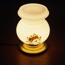 Table light 'Hélène' in brass with decorated opaline diffuser