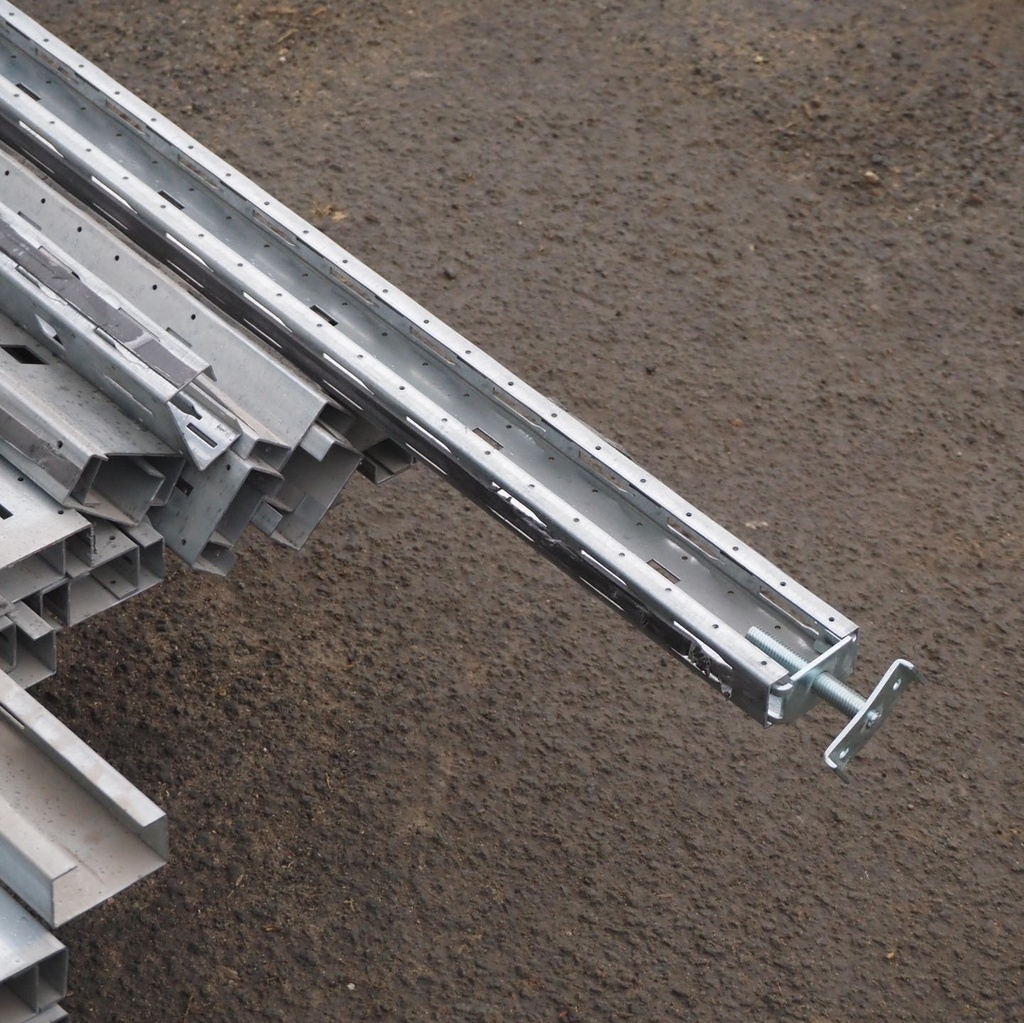 Galvanized steel vertical profile for JB 2000 partitions by Beddeleem (Various Length)