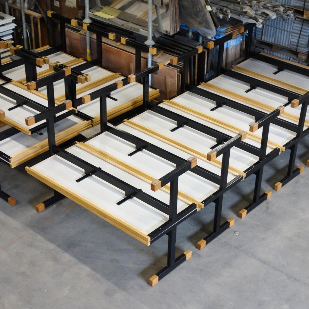 Table by Christophe Gevers (L. 205 cm)