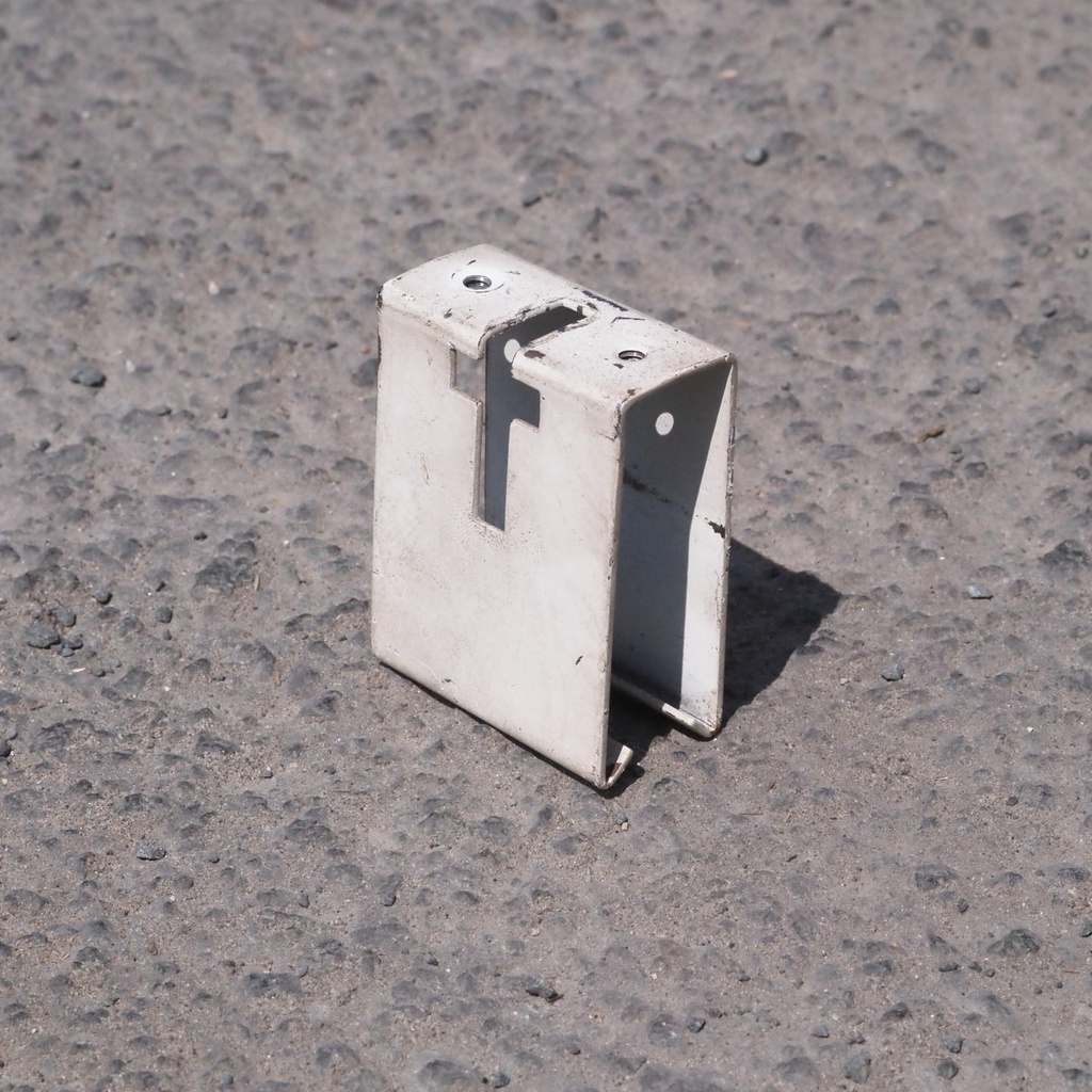 Profile connector for light diffusing ceiling 'Mille Feuille' from Générale de Banque