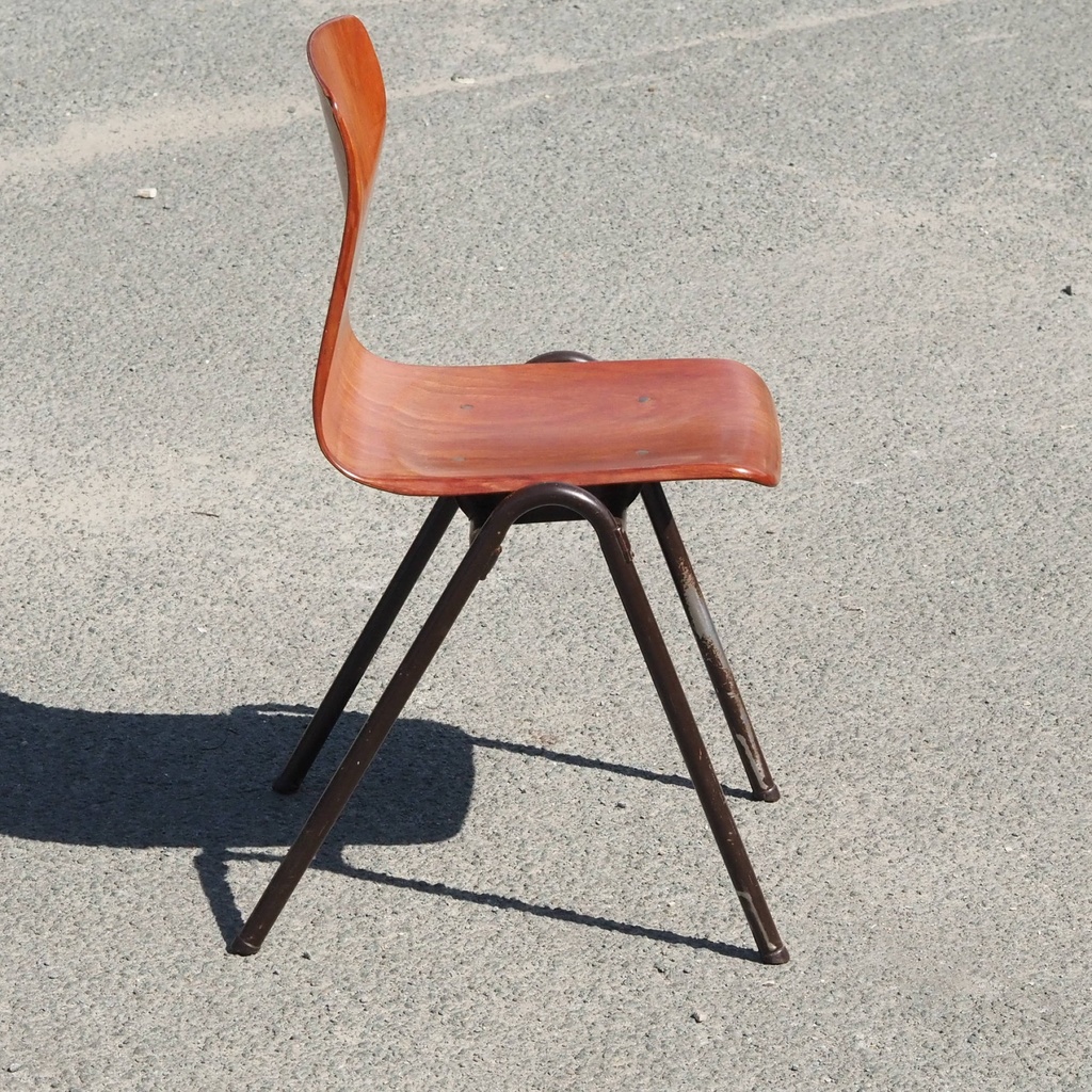 Stackable kids chair in pagwood by Thur-op-Seat (Pagholz)