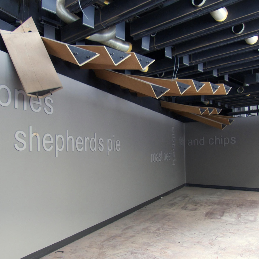 Structural ceiling profile in steel by Christophe Gevers from the Générale de Banque