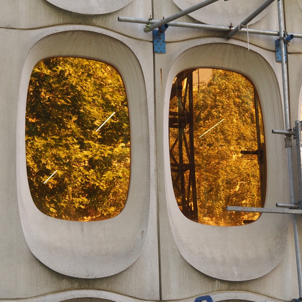 Large glass window from CBR Building by Constantin Brodzki & Marcel Lambrichs (ca. 1970)