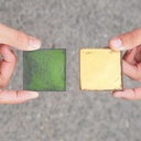 Handmade glass tile by Emery&Cie (10 x 10 cm) - Only available in our physical shop