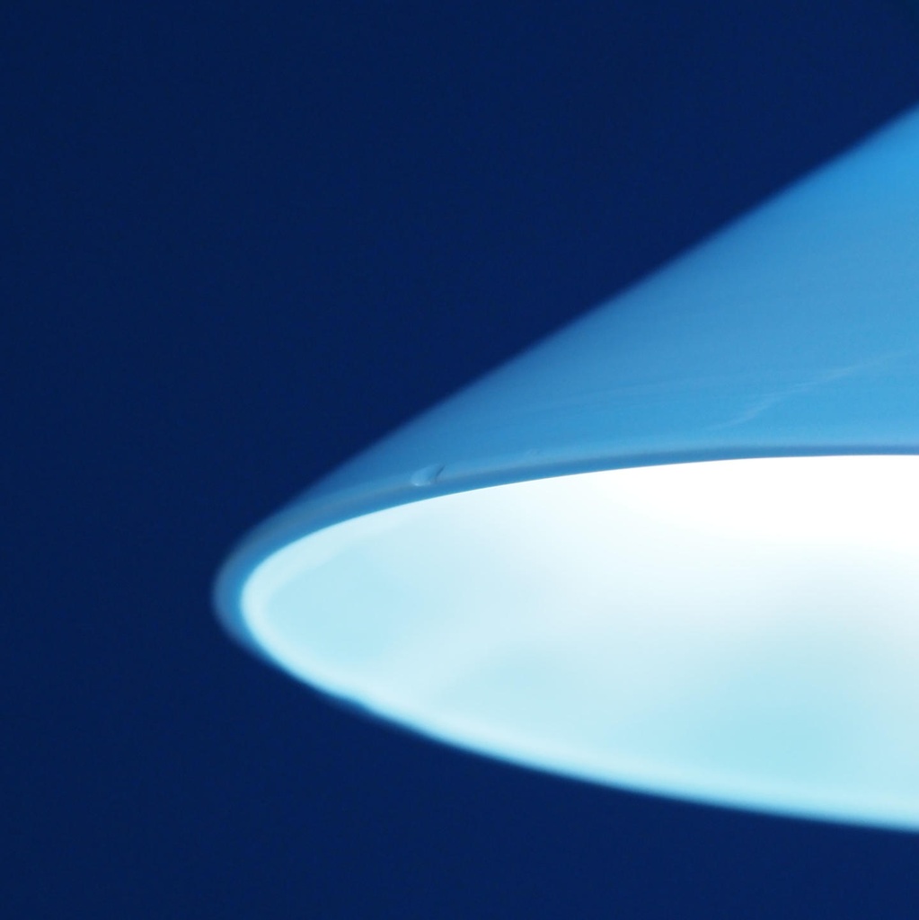 Hanging light 'Georgio' in opaline glass - Sky blue