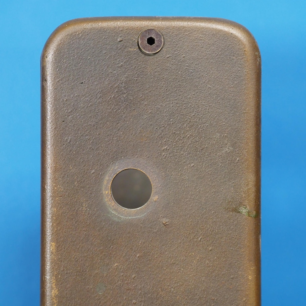 Double door plate in sand-cast bronze by Jules Wabbes from the Générale de Banque - Hole on one side (Right)