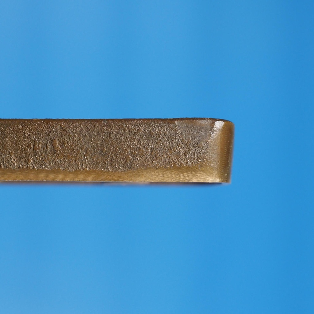 Single door pull handle in sand-cast bronze by Jules Wabbes from the Générale de Banque