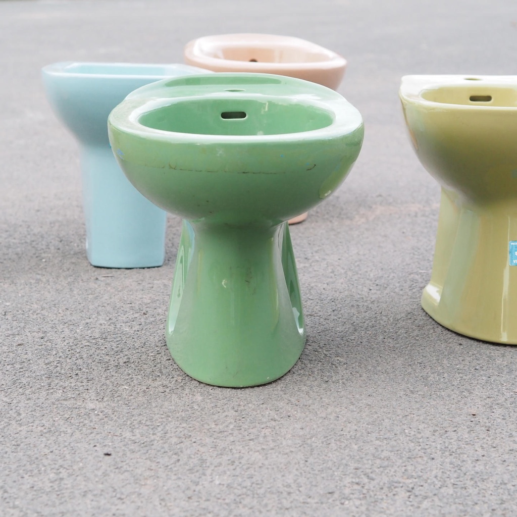 Bathroom bidet in glazed porcelain by Villeroy & Boch - (various colors & dimensions) - Only available in our physical shop