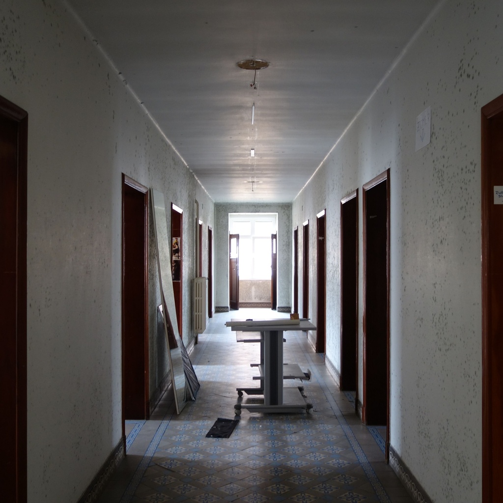 Door from the former convent in the Ronsaardbekestraat in Bruges (H. 205 cm x W. 91 cm) - Right/Left