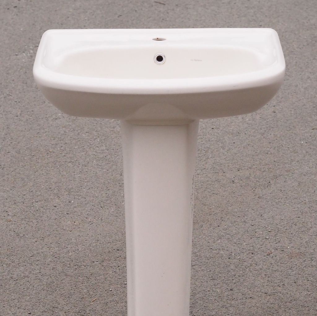 Green pedestal bathroom sink