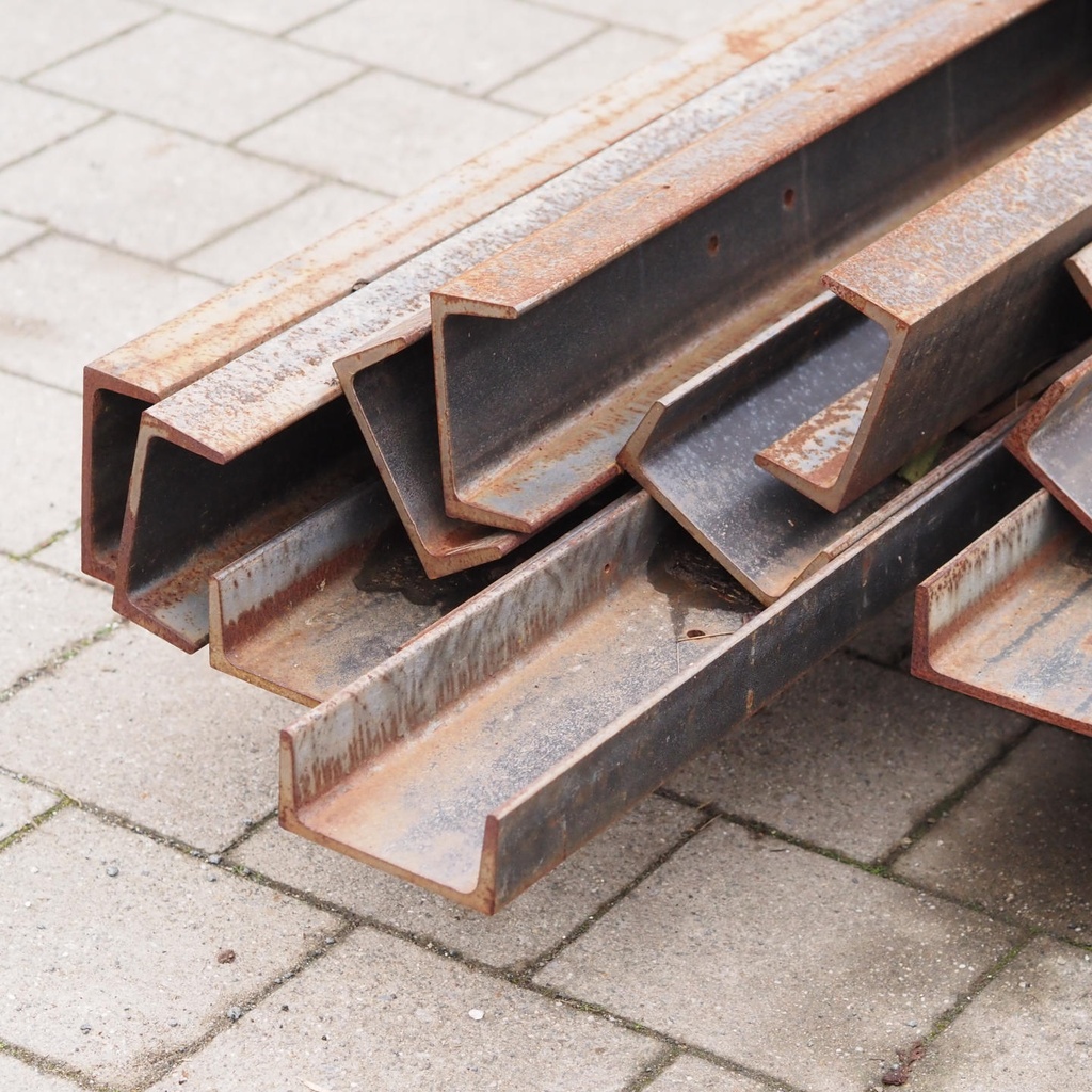 Steel profile from ULB's 'Point Culture' media library - Various Lengths