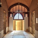 Door in varnished solid wood (H. 246 x W. 87 cm) - Right