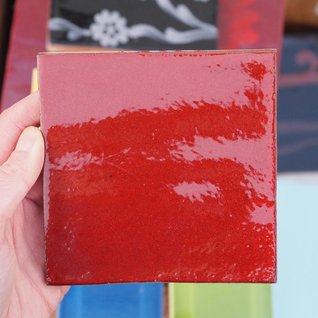 Handpainted glazed terracotta tile from the workshop of Agnès Emery (various sizes) - Only available in our physical shop