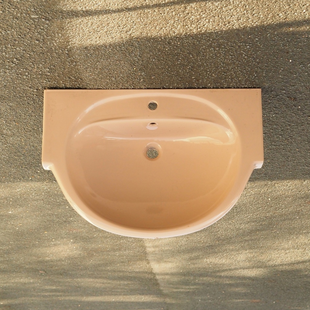 Double bathroom sink in green glazed porcelain by Villeroy & Boch