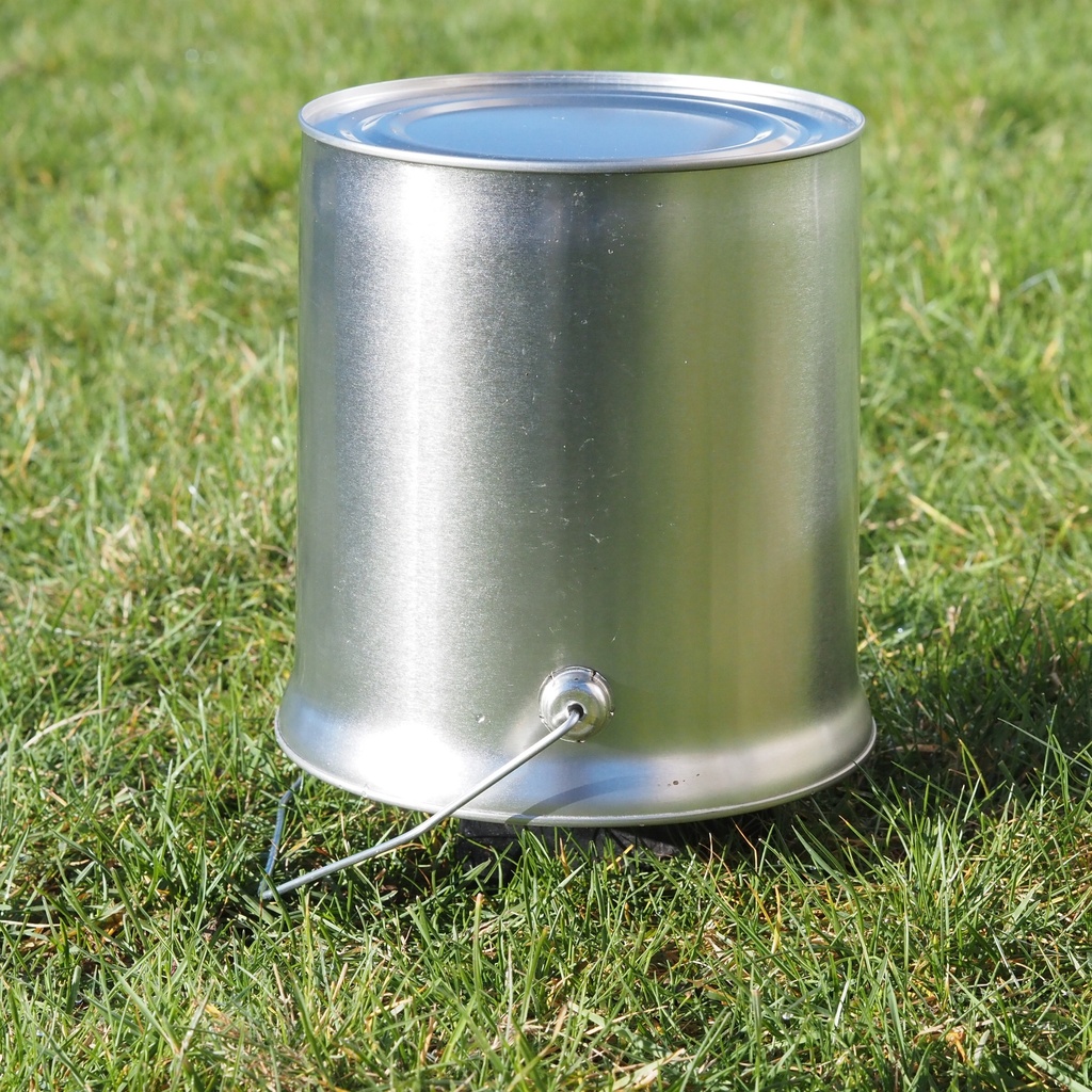 Paint can in tinplate with lid