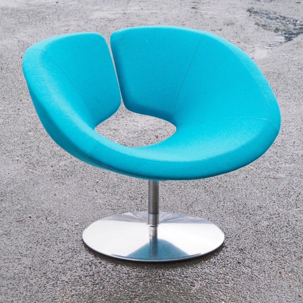 Lounge armchair 'Swan' by Arne Jacobsen for Fritz Hansen -