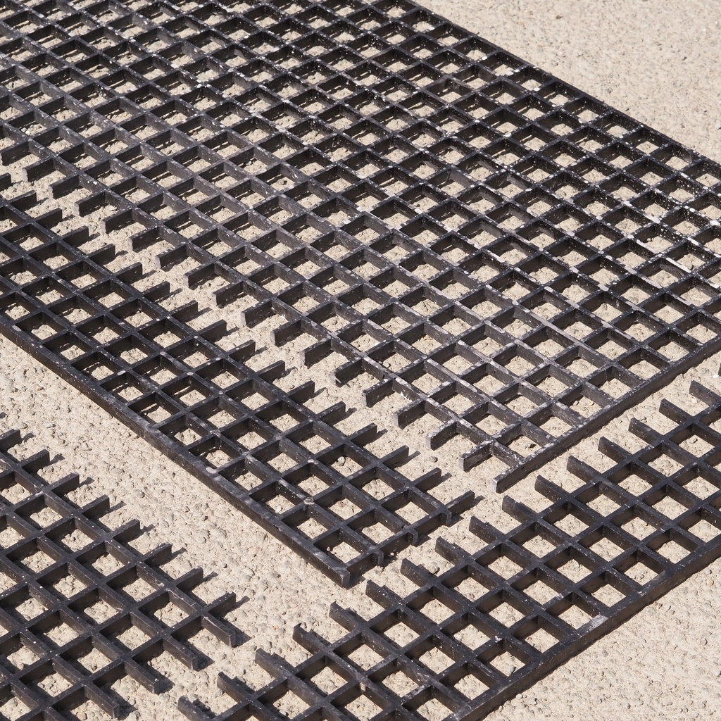 Composite grating by Fiberline (various sizes) - Only available in our physical shop