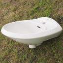 Bathroom sink in ceramic