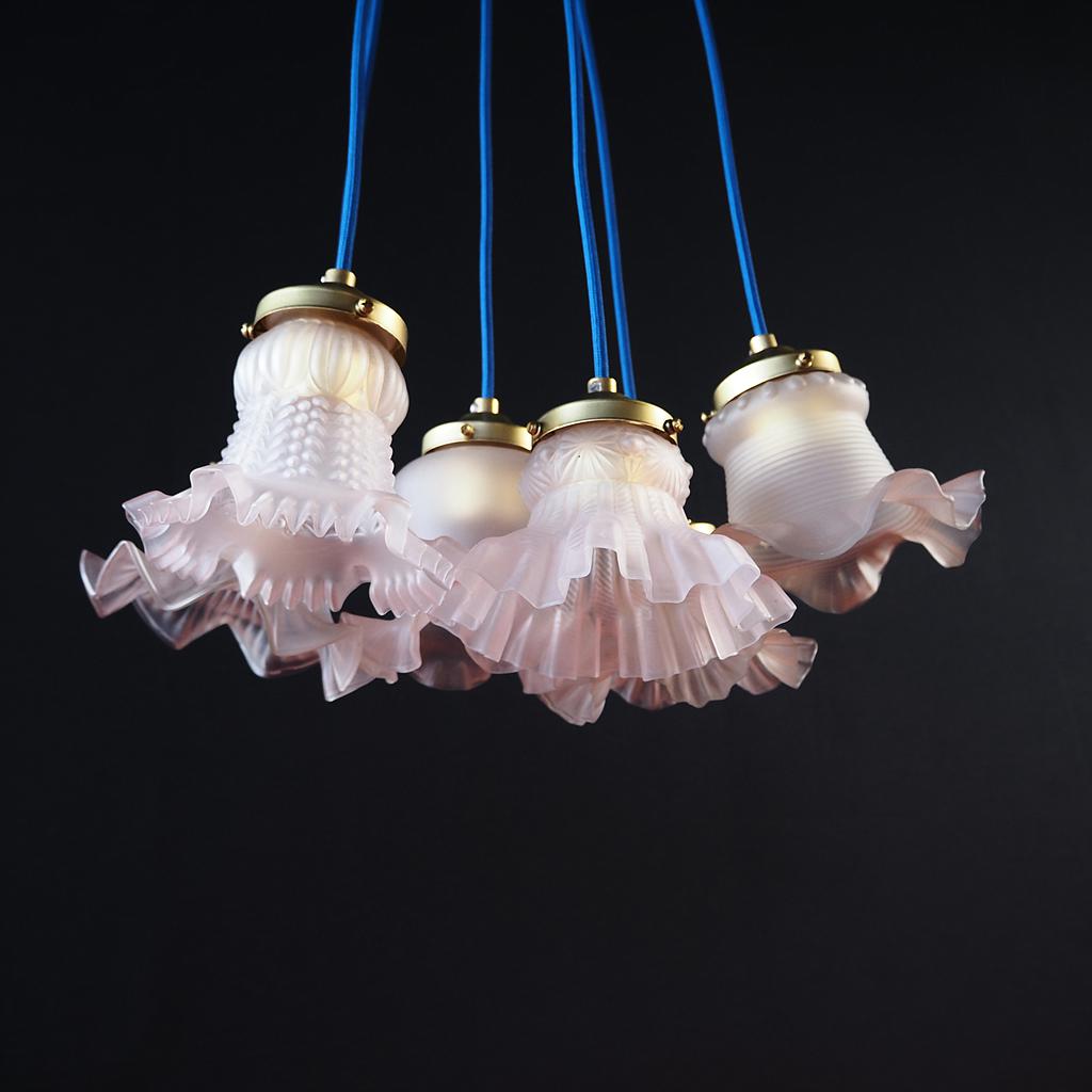Hanging light 'Lampoon' bouquet - Only available in our shop