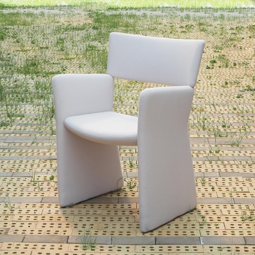 Armchair 'Crown' by Chris Martin for Massproductions