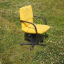 Swivel office chair 'Figura' by Mario Bellini for Vitra with castors (ca. 1984) - Yellow