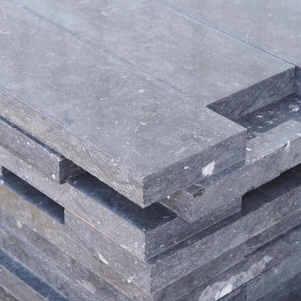 Belgian blue limestone slabs (5 cm thick) - Sold per linear meter