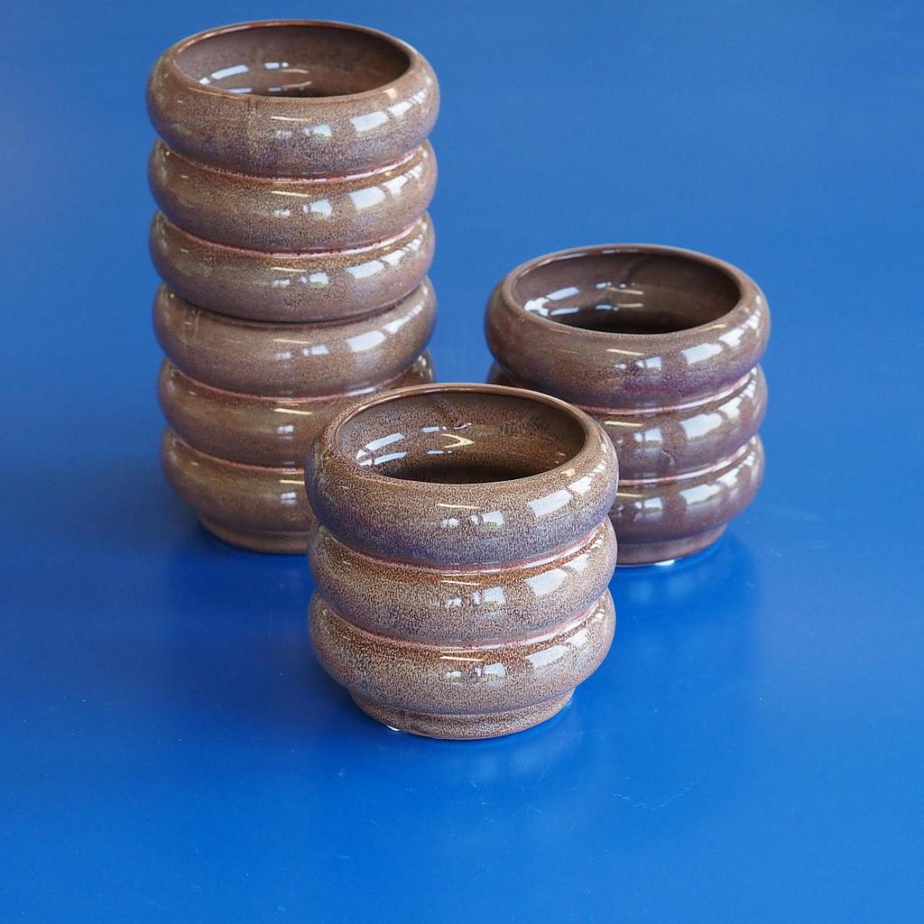 Flower pot 'Round Sixties' by Serax - Brown