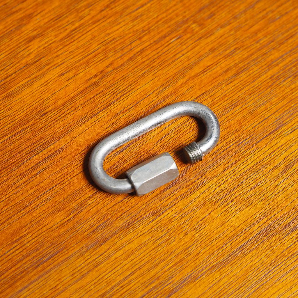 Quick link in zinc-plated steel (L. 5,5 cm)