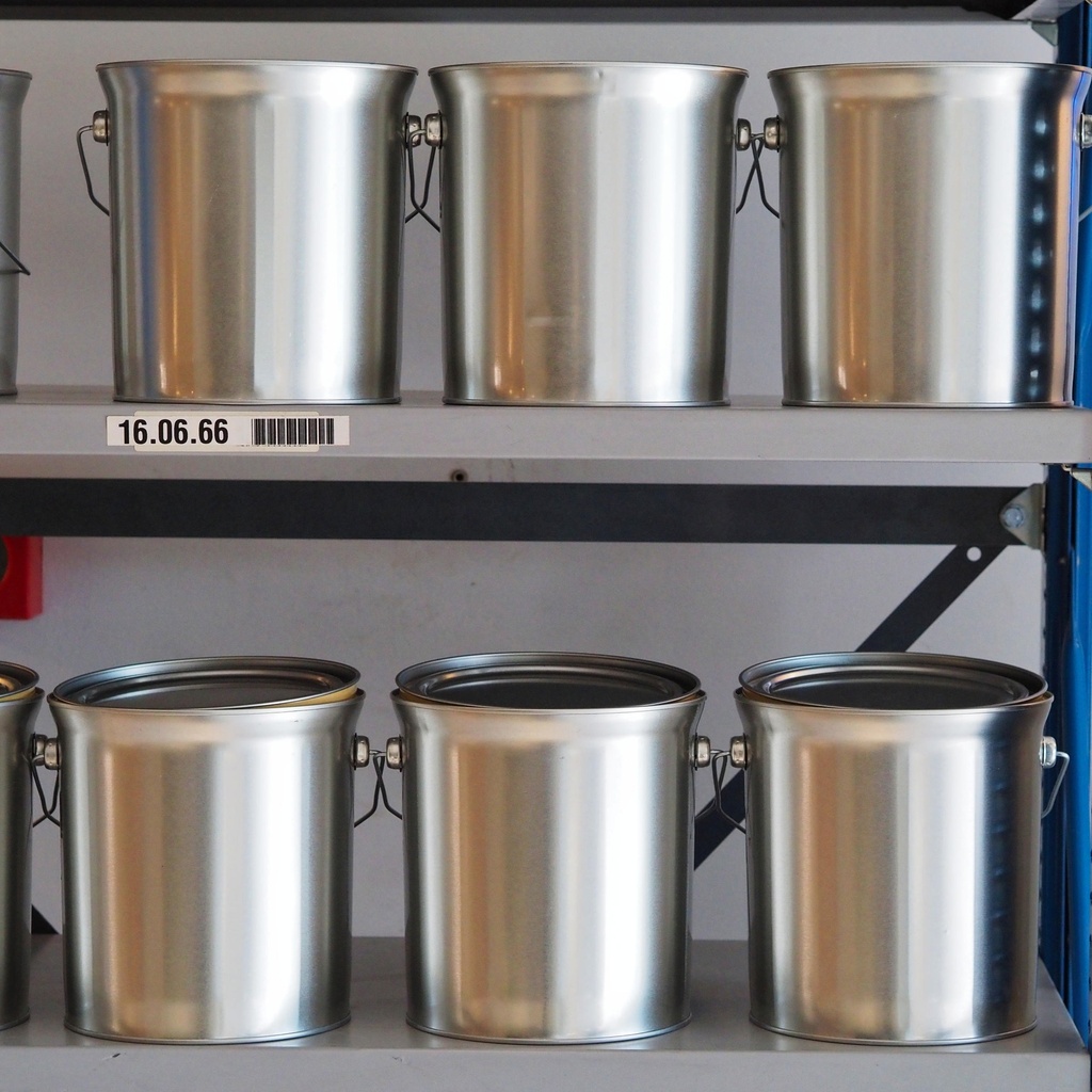 Tin can with lid (5L)