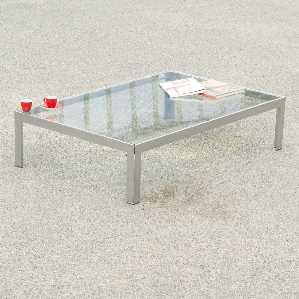 Coffee table 'Progetto' in brushed steel with clear glass tabletop by Monica Armani for B&B Italia (133 x 87 cm)