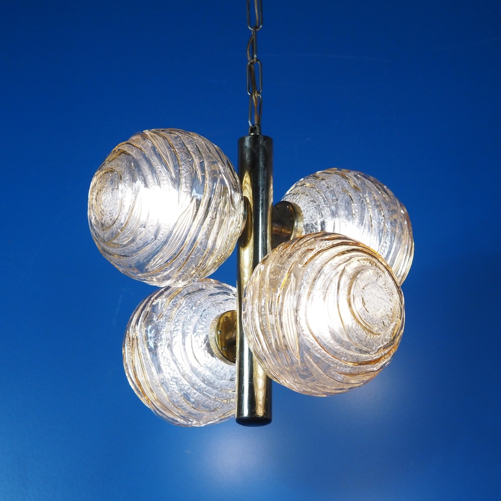 Hanging light in textured glass