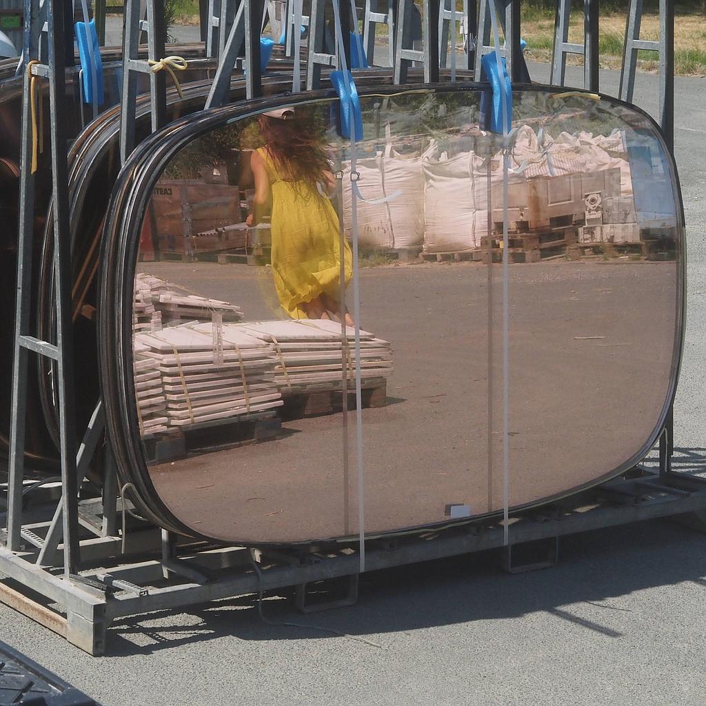 [999OBJ128] Large glass window from CBR Building by Constantin Brodzki & Marcel Lambrichs (ca. 1970)