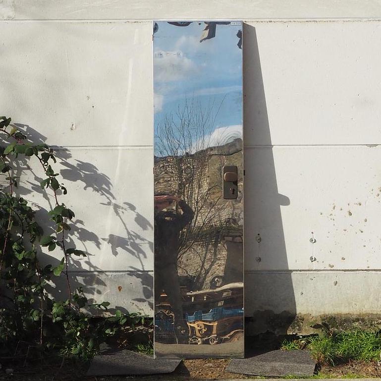 [005DOP020] Door in stainless steel with bronze door handles by Jules Wabbes (H. 198 x 53 cm) – Right