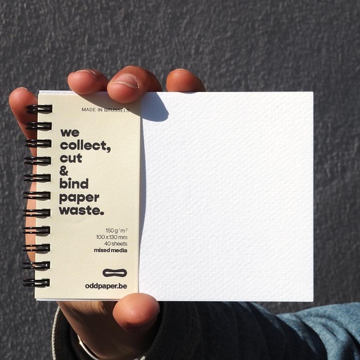 [999PUB001] Notebook 'Mixed Media 150' by Oddpaper - Small