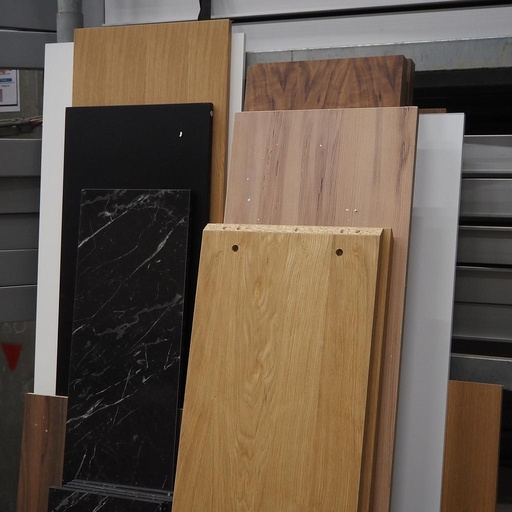 [215WOO001] Veneered particule board (various sizes & finishes) - Only available in our physical shop