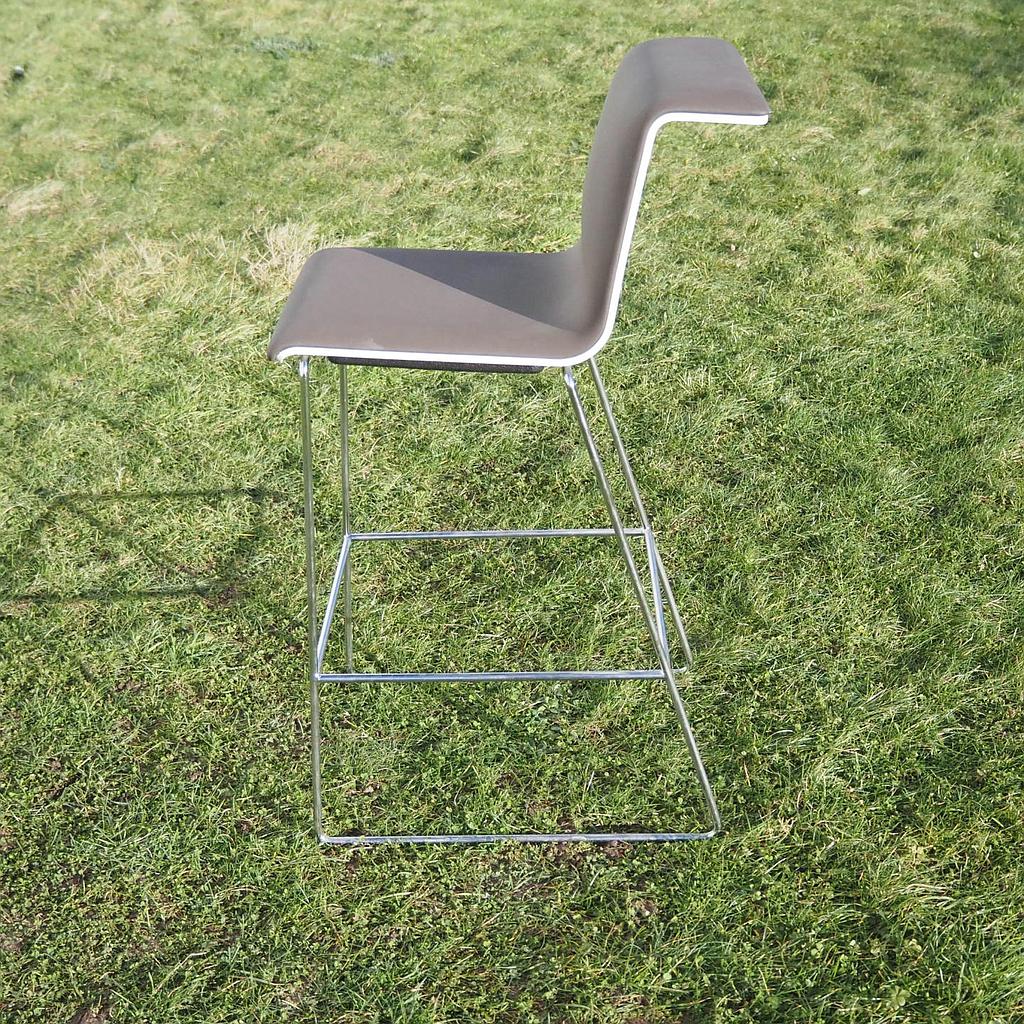 [910FUR011] High chair 'Tab' by Alain Berteau for Bulo