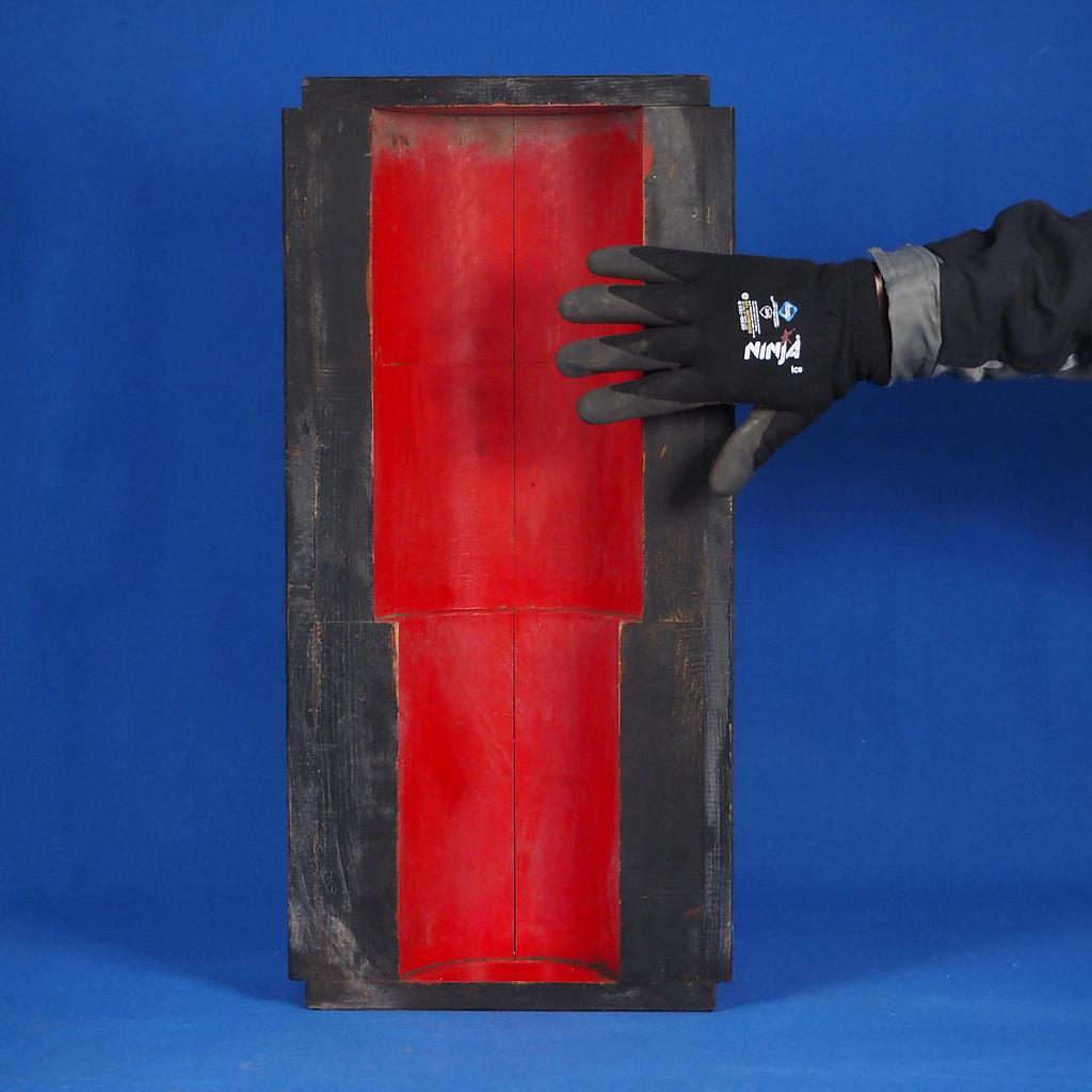 [181OBJ010] Wooden mould from the Durobor glass factory