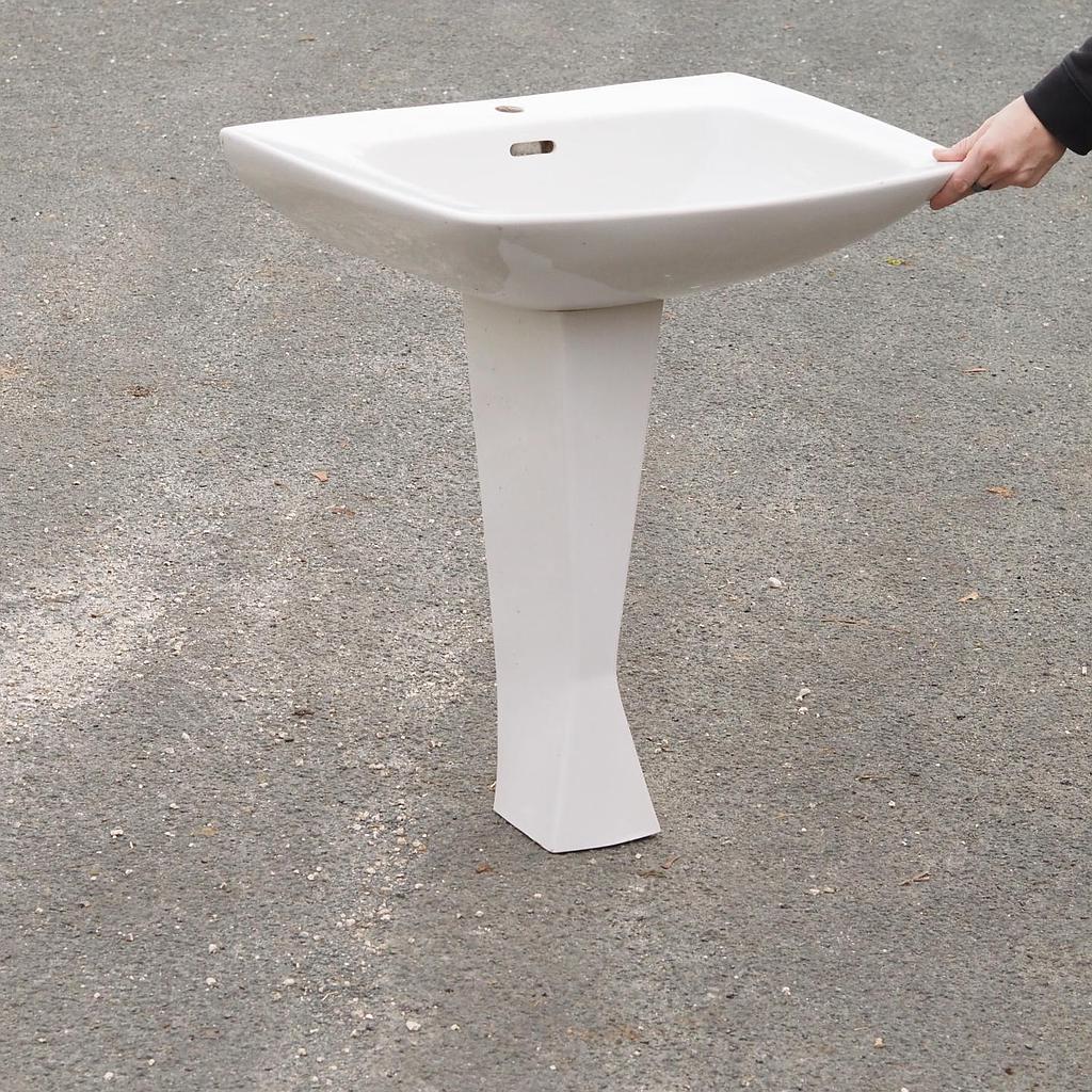 [999SAN1040] Pedestal bathroom sink in ceramic