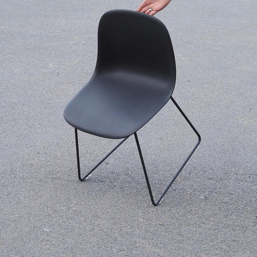 [968FUR21202] Chair 'Fiber' by Muuto - Black
