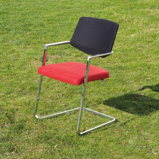 [901FUR1088] Stackable cantilever chair by Giroflex - Black / Red